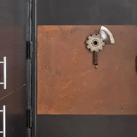 Apartment Plum Guide - Cog And Wheel